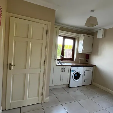 Barr An Chnoic Lettings بيت للعطل تيبيراري