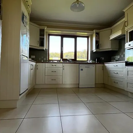 Barr An Chnoic Lettings Tipperary