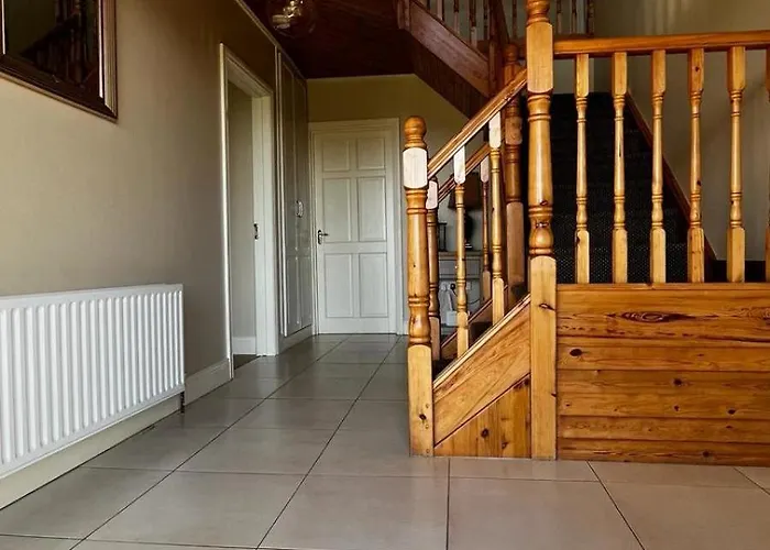 Barr An Chnoic Lettings Ferienhaus *