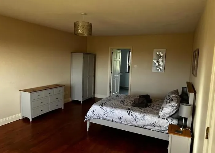 Barr An Chnoic Lettings Ferienhaus *